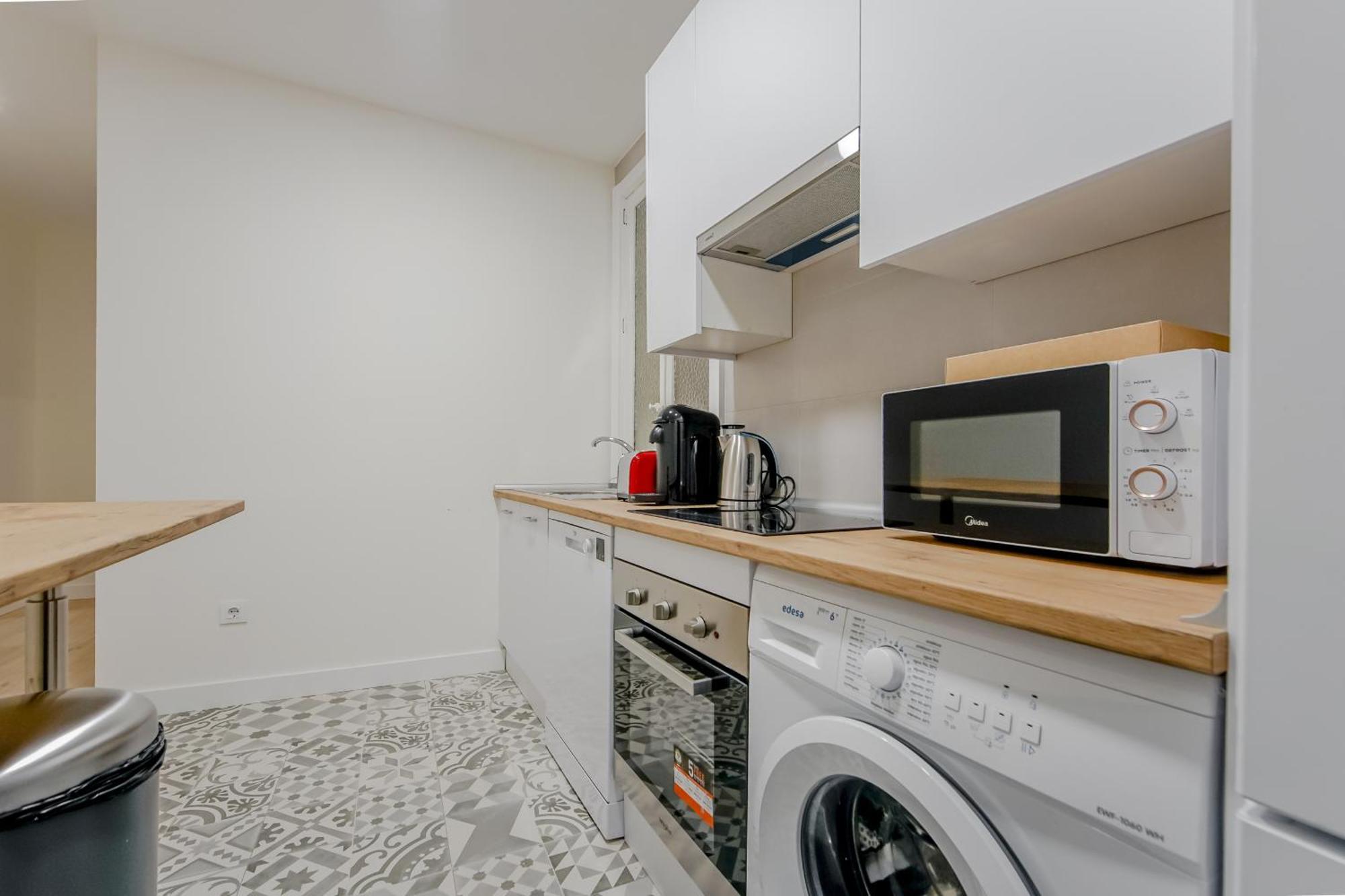 Modern Apt Para 6Pax En La Plaza De Tirso-Centro E1 Madryt Zewnętrze zdjęcie